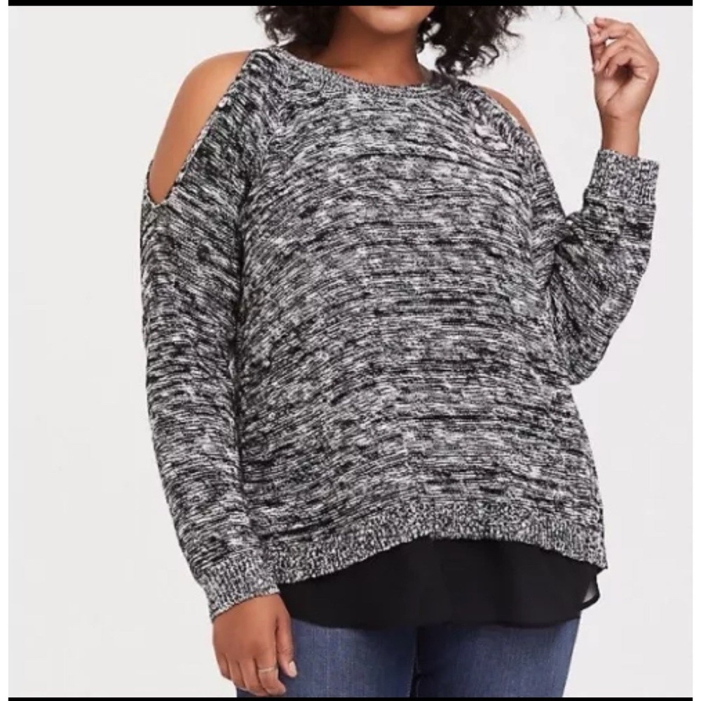 Torrid Women's Size 00 M/L Black Marled‎ Cold Shoulder Knit Sweater Split Back